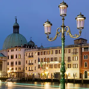 Carlton On The Grand Canal Italie